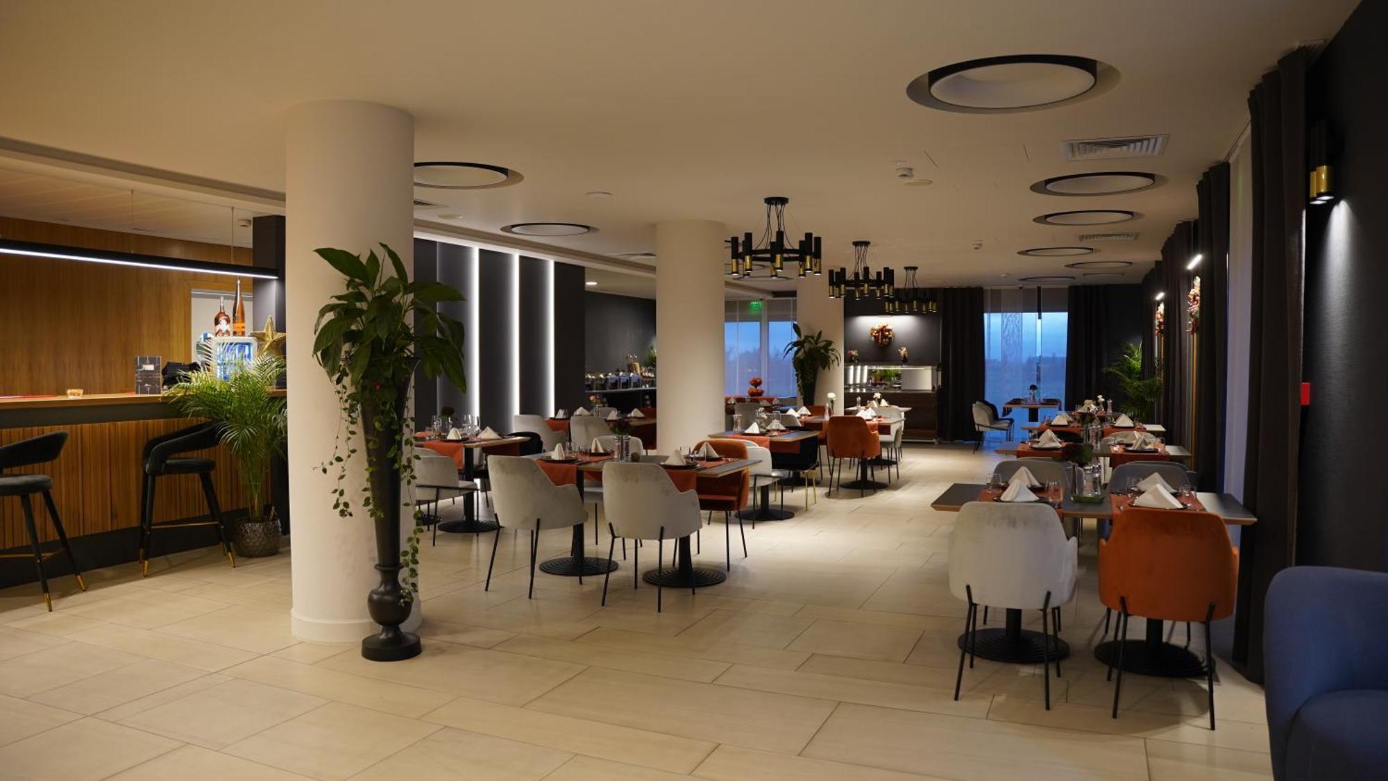 Hotel Sorin Mihai Cristian  Bagian luar foto